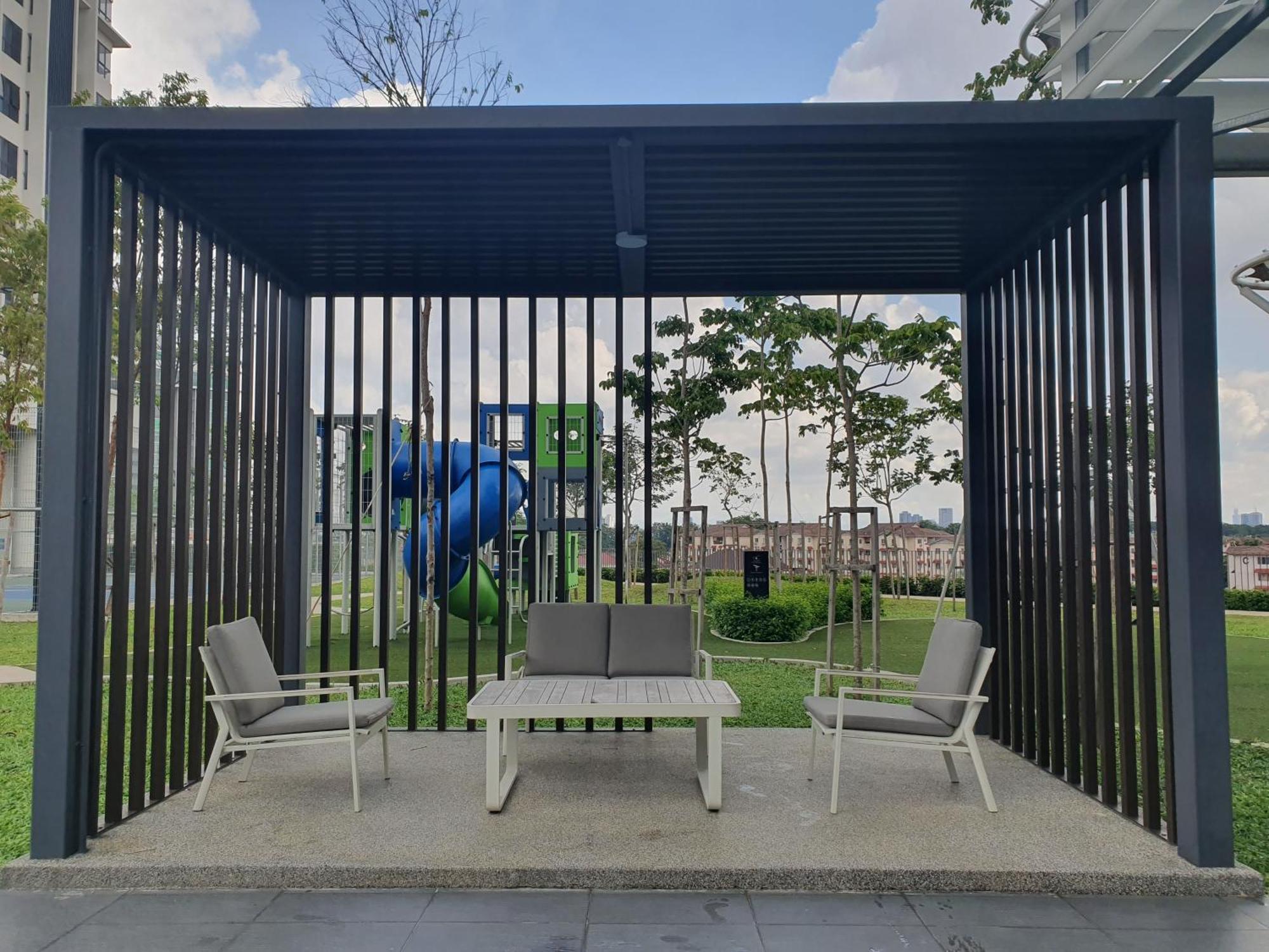 Highpark Suites At Petaling Jaya, Kelana Jaya By Plush Kültér fotó